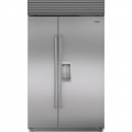 Sub-Zero - Classic 28.4 Cu. Ft. Side-by-Side Built-In Refrigerator with External Dispenser - Stainless steel