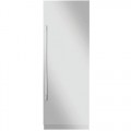 Signature Kitchen Suite - 17.9 Cu. Ft. Built-In Refrigerator