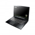 MSI - WE73 8SJ 17.3