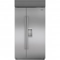 Sub-Zero - Classic 23.9 Cu. Ft. Side-by-Side Built-In Refrigerator with External Dispenser - Stainless steel